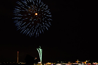 Japanisches Feuerwerk Düsseldorf am Rhein